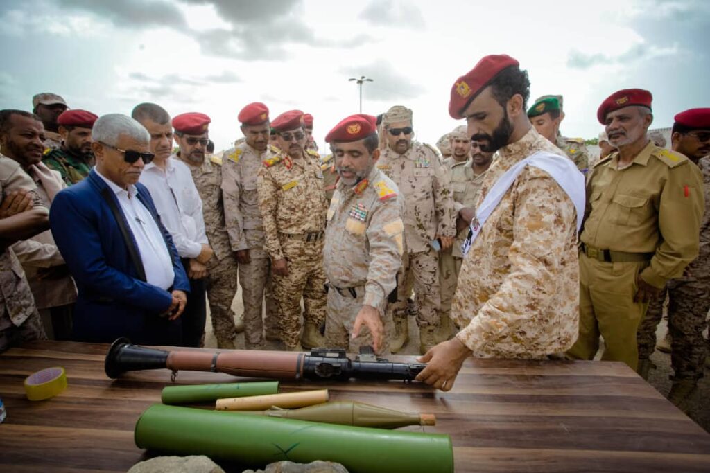لواء الأحقاف يشهد عرضاً عسكرياً مهيب بمناسبة تدشين المرحلة الثانية من العام التدريبي 2024م لواء الأحقاف يشهد عرضاً عسكرياً مهيب بمناسبة تدشين المرحلة الثانية من العام التدريبي 2024م