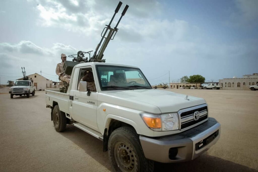 لواء الأحقاف يشهد عرضاً عسكرياً مهيب بمناسبة تدشين المرحلة الثانية من العام التدريبي 2024م لواء الأحقاف يشهد عرضاً عسكرياً مهيب بمناسبة تدشين المرحلة الثانية من العام التدريبي 2024م