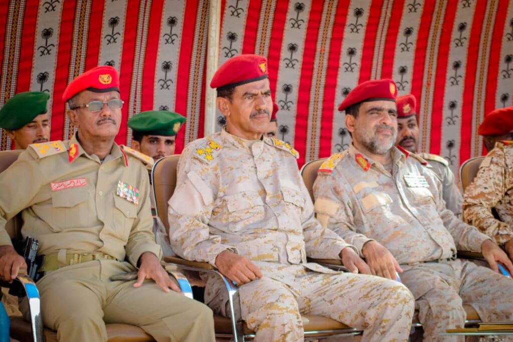 لواء الأحقاف يشهد عرضاً عسكرياً مهيب بمناسبة تدشين المرحلة الثانية من العام التدريبي 2024م لواء الأحقاف يشهد عرضاً عسكرياً مهيب بمناسبة تدشين المرحلة الثانية من العام التدريبي 2024م