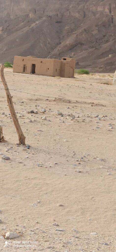 موقع تاربه اليوم الإخباري في زيارة لمنطقة الغدر غرب منطقة هيين التاريخية بمديرية القطن والتعرف على ابرز معالمها التاريخية "شاهد الصور" موقع تاربه اليوم الإخباري في زيارة لمنطقة الغدر غرب منطقة هيين التاريخية بمديرية القطن والتعرف على ابرز معالمها التاريخية "شاهد الصور"