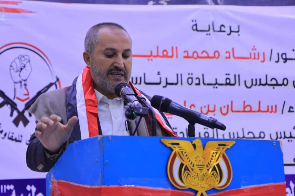 أبناء ذمار يؤكدون وقوفهم الكامل خلف القيادة الشرعية ودعم وإسناد المعركة الوطنية أبناء ذمار يؤكدون وقوفهم الكامل خلف القيادة الشرعية ودعم وإسناد المعركة الوطنية