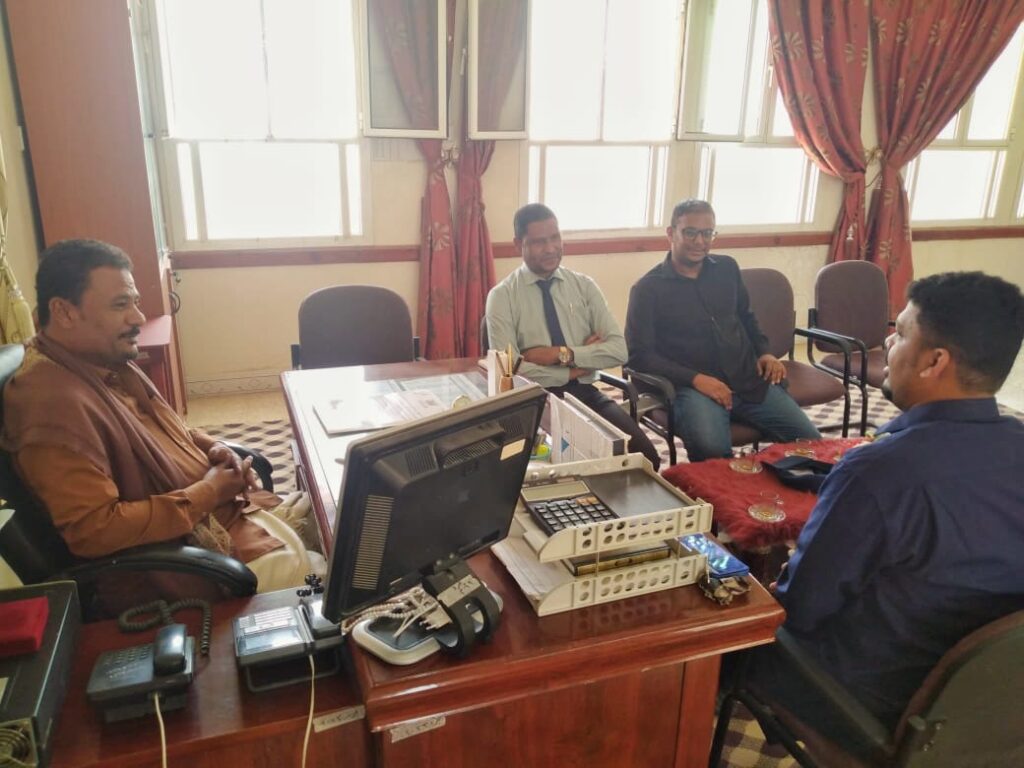 مدير إدارة التربية والتعليم بشبام يلتقي بالمدير التنفيذي لجمعية رعاية طالب العلم لمناقشة تدخلات الجمعية في مجال التعليم مدير إدارة التربية والتعليم بشبام يلتقي بالمدير التنفيذي لجمعية رعاية طالب العلم لمناقشة تدخلات الجمعية في مجال التعليم