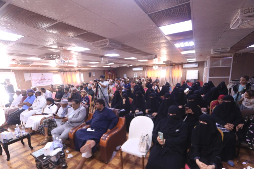 بحضور رئيس المكتب السياسي الأستاذ عبدالولي الصبيحي مجلس الحراك الثوري بمحافظة المهرة يعقد مؤتمره العام الثالث بحضور رئيس المكتب السياسي الأستاذ عبدالولي الصبيحي مجلس الحراك الثوري بمحافظة المهرة يعقد مؤتمره العام الثالث