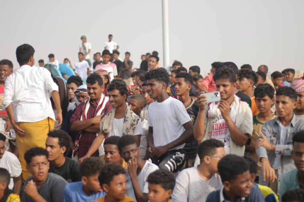 مديرية الشحر تدشن مهرجان موسم نجم البلدة السياحي 2024م من على الكورنيش مديرية الشحر تدشن مهرجان موسم نجم البلدة السياحي 2024م من على الكورنيش