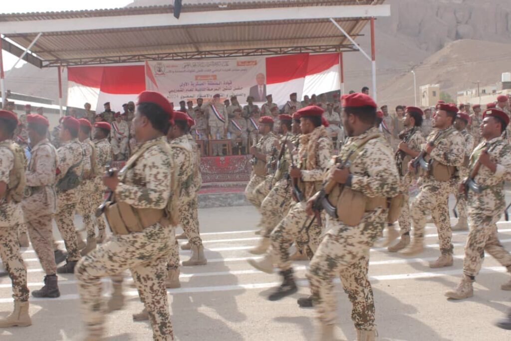 قيادة المنطقة العسكرية الاولى تدشن المرحلة الثانية للعام التدريبي والعملياتي والقتالي. قيادة المنطقة العسكرية الاولى تدشن المرحلة الثانية للعام التدريبي والعملياتي والقتالي.
