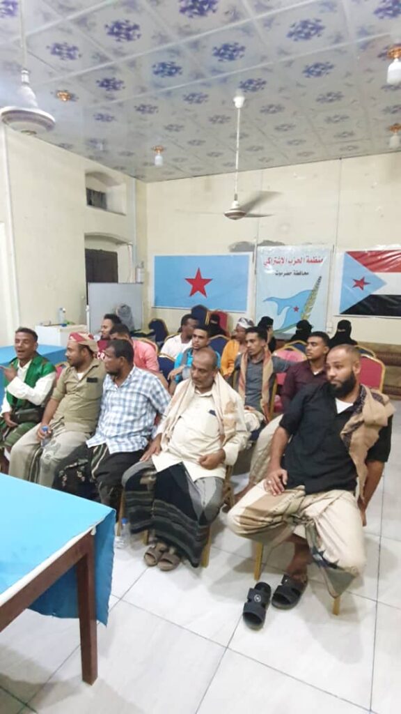 رئيس اللجنة التحضيرية لتحالف العمال والفلاحين والصيادين والكادحين يؤكد على ضرورة الوقوف امام الاعتداءات على الفلاحين ومطالب الصيادين رئيس اللجنة التحضيرية لتحالف العمال والفلاحين والصيادين والكادحين يؤكد على ضرورة الوقوف امام الاعتداءات على الفلاحين ومطالب الصيادين