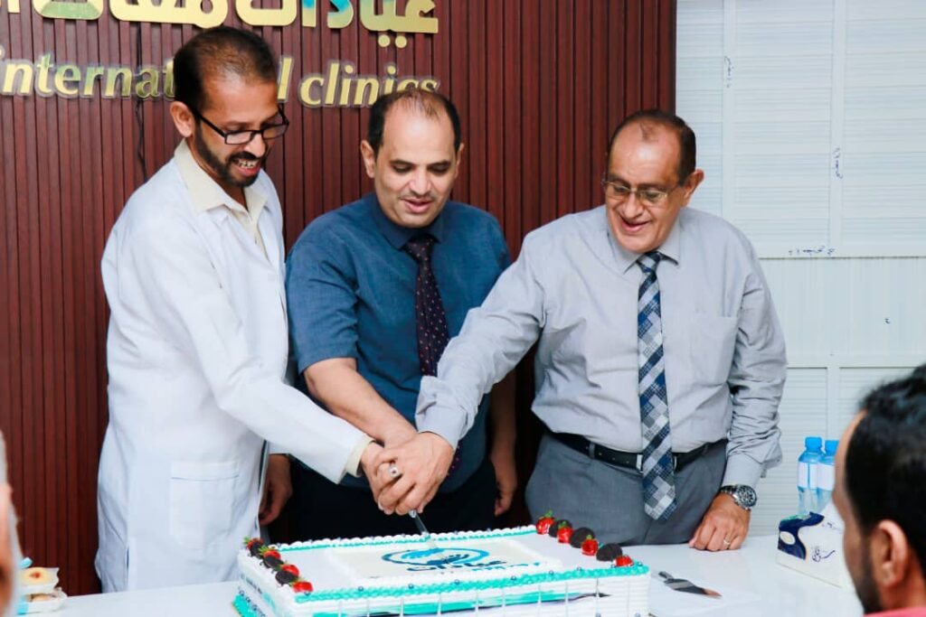 عدن… افتتاح أول عيادة، افتراضية تقدم خدماتها الطبية والإستشارية عن بُعد. عدن… افتتاح أول عيادة، افتراضية تقدم خدماتها الطبية والإستشارية عن بُعد.