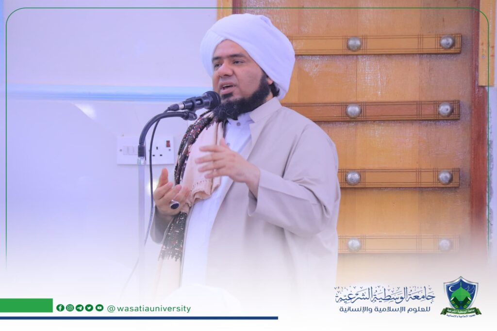 إحياء الذكرى السنوية لحولية دخول الإمام المهاجر إلى الله أحمد بن عيسى إلى حضرموت "شاهد الصور" إحياء الذكرى السنوية لحولية دخول الإمام المهاجر إلى الله أحمد بن عيسى إلى حضرموت "شاهد الصور"