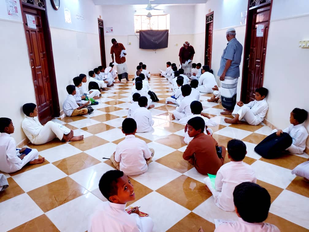 مؤسسة اقرأ تدشن البرنامج الصيفي لطلاب التعليم الأساسي بمدينة تاربة "صور" مؤسسة اقرأ تدشن البرنامج الصيفي لطلاب التعليم الأساسي بمدينة تاربة "صور"