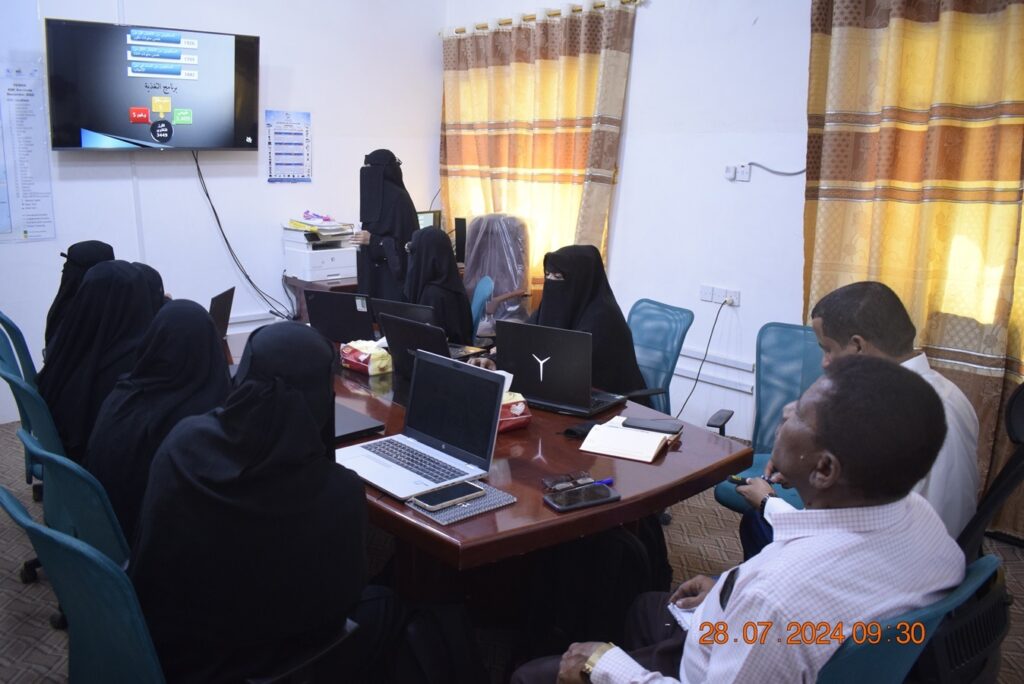 لقاء تقييمي للنصف الأول لبرنامج العاملة الصحية المجتمعية يعقد بسيئون لقاء تقييمي للنصف الأول لبرنامج العاملة الصحية المجتمعية يعقد بسيئون