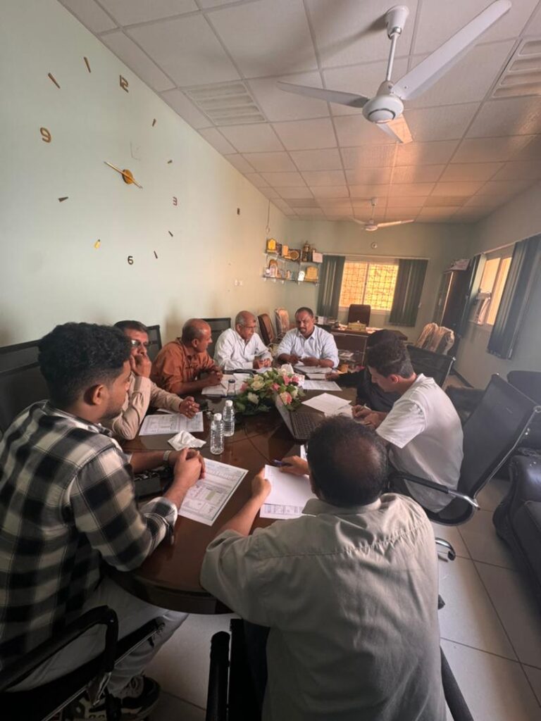 مكتب وزارة الصحة و السكان بحضرموت الساحل يعقد اجتماع لمناقشة مستجدات الوضع الوبائي للكوليرا مكتب وزارة الصحة و السكان بحضرموت الساحل يعقد اجتماع لمناقشة مستجدات الوضع الوبائي للكوليرا