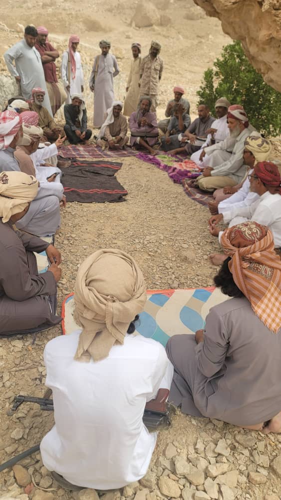 مشايخ القف والشريط الصحراوي يشيدون بالمبادرة الخيرية لدولة الإمارات في مشروع "عقبة مدودة " مشايخ القف والشريط الصحراوي يشيدون بالمبادرة الخيرية لدولة الإمارات في مشروع "عقبة مدودة "