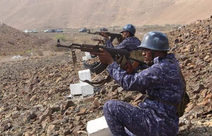 محافظ حضرموت يشيد بنجاح مشروع الرماية بالذخيرة الحيّة لقوات شرطة النجدة بالمكلا محافظ حضرموت يشيد بنجاح مشروع الرماية بالذخيرة الحيّة لقوات شرطة النجدة بالمكلا