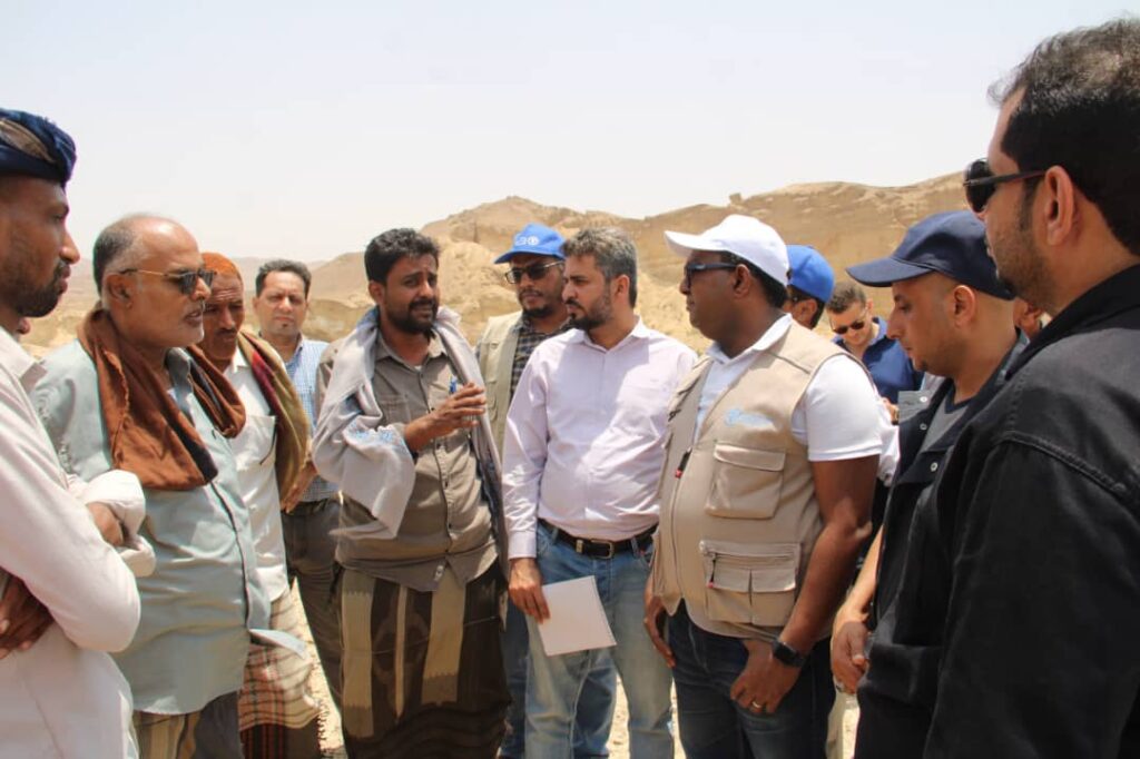 مدير عام مكتب الزراعة والري بساحل حضرموتوالممثل المقيم لمنظمة الفاو باليمن يتفقدان المواقع الزراعية المستهدفة لمشاريع التطوير مدير عام مكتب الزراعة والري بساحل حضرموتوالممثل المقيم لمنظمة الفاو باليمن يتفقدان المواقع الزراعية المستهدفة لمشاريع التطوير