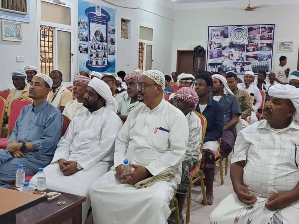 تنظيم أمسية توعوية بتريم بعنوان "المكافحة المتكاملة لآفات النخيل والتمور" تنظيم أمسية توعوية بتريم بعنوان "المكافحة المتكاملة لآفات النخيل والتمور"