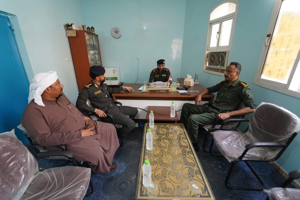 العميد بن حبيش يتفقد سير العمل في انجاز معاملات قضايا المواطنين في شرطة مديرية سيئون "صور" العميد بن حبيش يتفقد سير العمل في انجاز معاملات قضايا المواطنين في شرطة مديرية سيئون "صور"