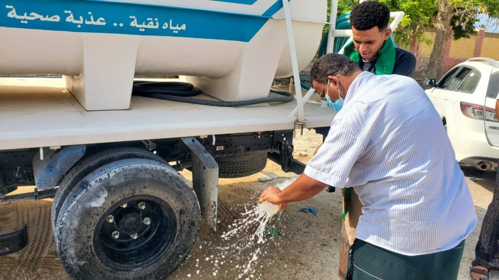 مكتب الأشغال العامة يجري فحوصات لمحطات معالجة مياه الشرب بمديرية الشحر مكتب الأشغال العامة يجري فحوصات لمحطات معالجة مياه الشرب بمديرية الشحر