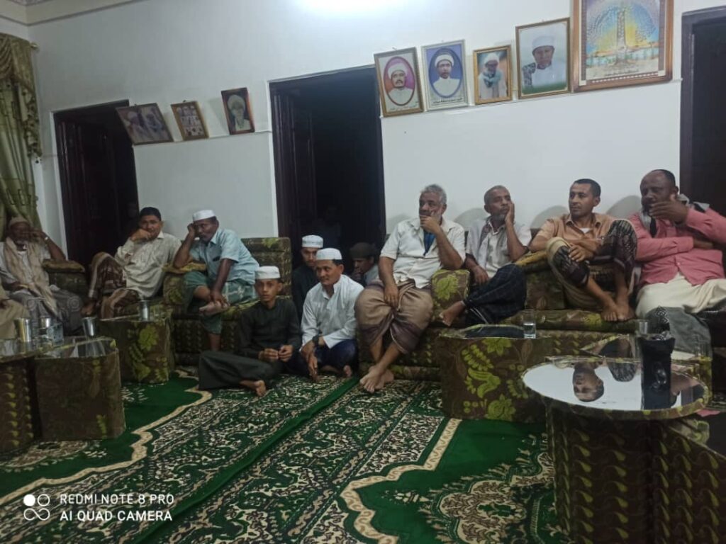 بدعوة خاصة من السيد طالب مصطفى العيدروس : لقاء يجمع اعضاء حافة تاربة للالعاب الشعبية بتاربة واعيان المنطقة بدعوة خاصة من السيد طالب مصطفى العيدروس : لقاء يجمع اعضاء حافة تاربة للالعاب الشعبية بتاربة واعيان المنطقة