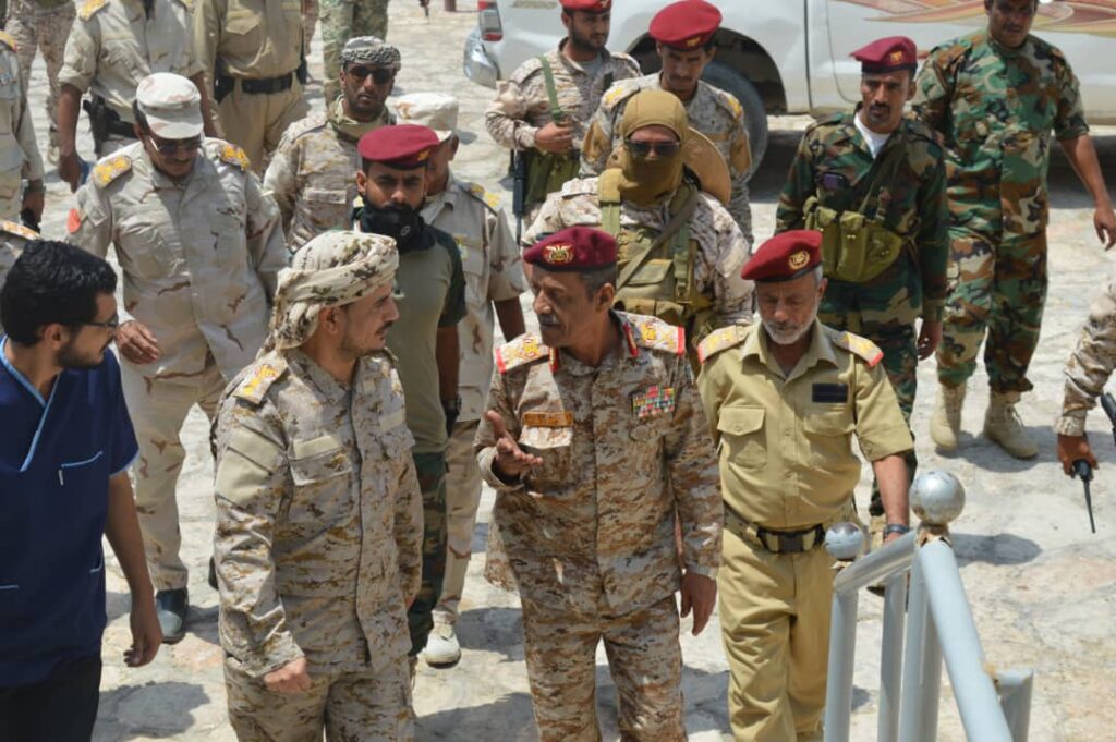 قائد المنطقة العسكرية الثانية يفتتح العيادات الخارجية بالمستشفى العسكري قائد المنطقة العسكرية الثانية يفتتح العيادات الخارجية بالمستشفى العسكري