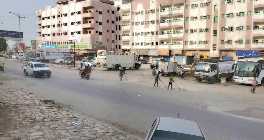 صندوق نظافة ساحل حضرموت ينفذ حملة مكثفة مشتركة لإزالة ورفع مخلفات المنخفض الجوي بالمكلا صندوق نظافة ساحل حضرموت ينفذ حملة مكثفة مشتركة لإزالة ورفع مخلفات المنخفض الجوي بالمكلا