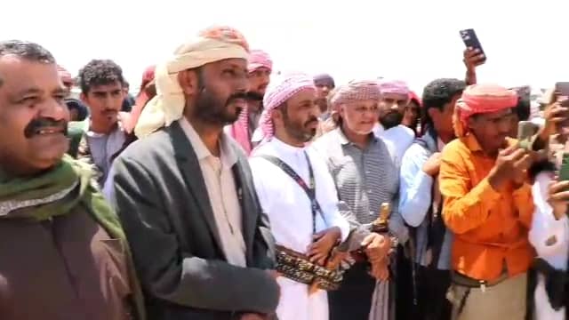 لدى استقباله رموز من مشايخ ووجهاء وأعيان وشباب قبيلة المناهيل ..رئيس حلف قبائل حضرموت لن نتنازل عن تحقيق مطالب حضرموت وإشراك أهلها في القرار لدى استقباله رموز من مشايخ ووجهاء وأعيان وشباب قبيلة المناهيل ..رئيس حلف قبائل حضرموت لن نتنازل عن تحقيق مطالب حضرموت وإشراك أهلها في القرار