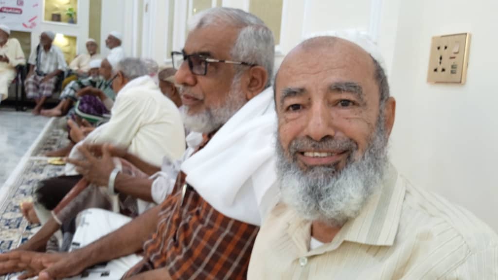 <div>منطقة تاربة م / سيئون تحتضن لقاء دفعة خريجي ثانوية سيئون الثالث عشر للعام 1974 / 1975م</div> <div>منطقة تاربة م / سيئون تحتضن لقاء دفعة خريجي ثانوية سيئون الثالث عشر للعام 1974 / 1975م</div>