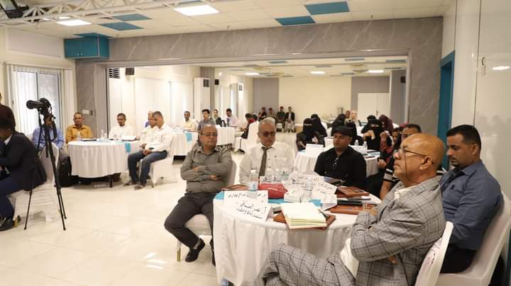 حضرموت تقود برامج التنمية في الوطن انطلاقًا من إرثها المؤسسي والإداري حضرموت تقود برامج التنمية في الوطن انطلاقًا من إرثها المؤسسي والإداري