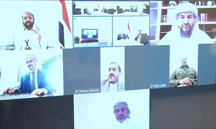 مجلس القيادة الرئاسي يناقش تطورات الاوضاع المحلية مجلس القيادة الرئاسي يناقش تطورات الاوضاع المحلية