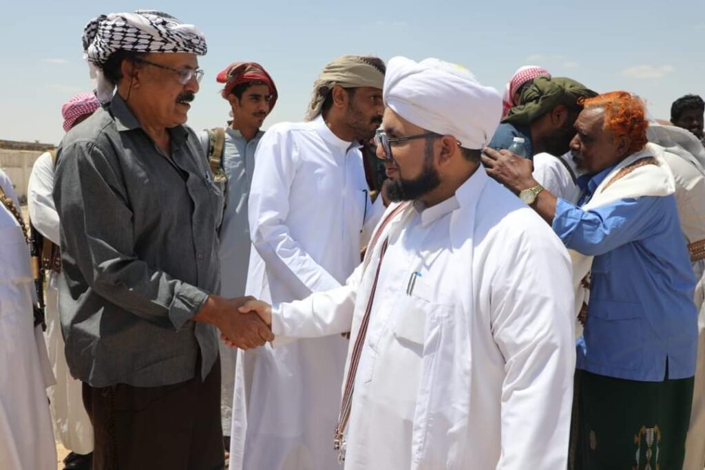 الشيخ بن حبريش يستقبل مناصب ومشايخ آل باعباد الشيخ بن حبريش يستقبل مناصب ومشايخ آل باعباد