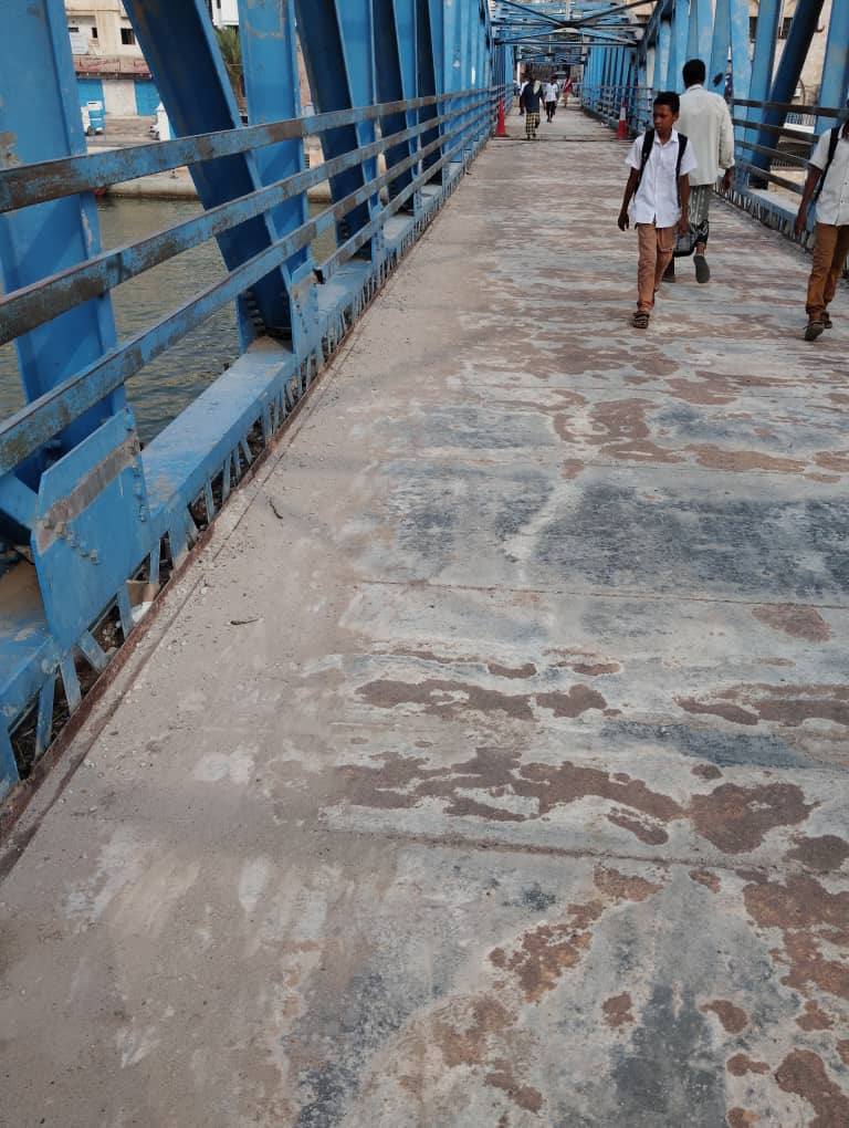 كورنيش المكلا التاريخي اول متنفس يحتاج لترميم وصيانة سريعه ليعود إلى الخدمة من جديد "صور" كورنيش المكلا التاريخي اول متنفس يحتاج لترميم وصيانة سريعه ليعود إلى الخدمة من جديد "صور"