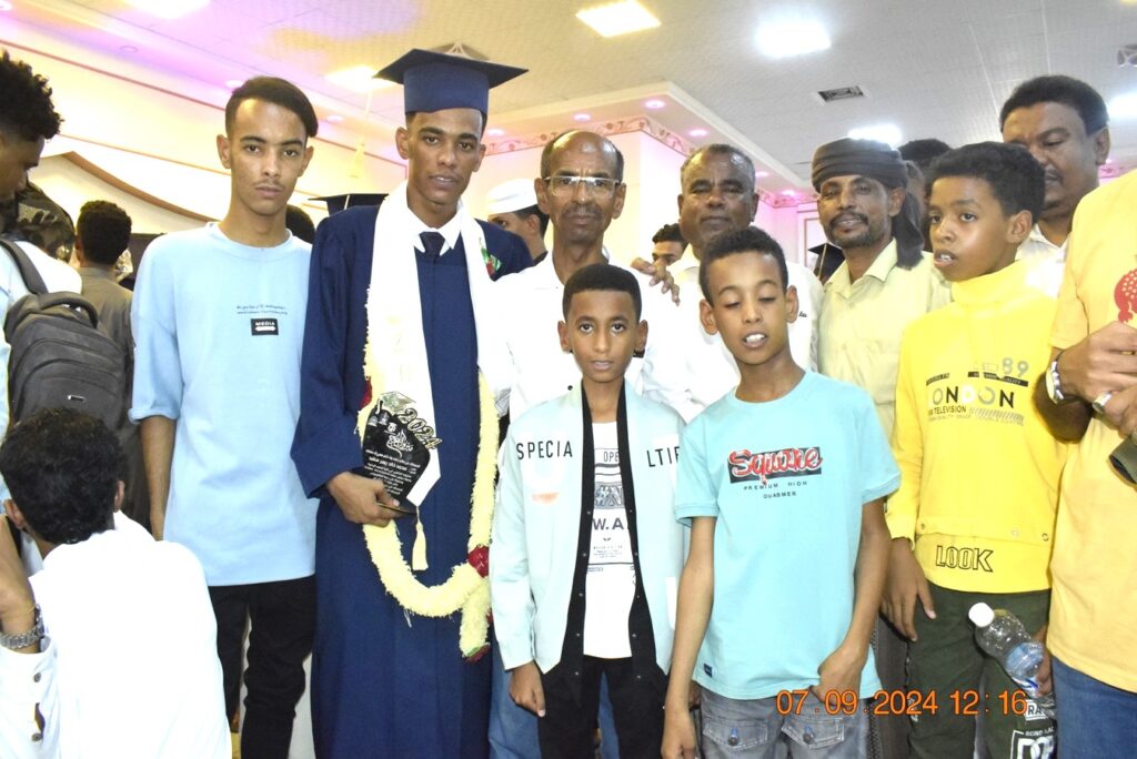 تهنئة لأخي / خالد يسر محفوظ بمناسبة تخرج ابنه ( محمد ) من كلية العلوم الإدارية محاسبة جامعة سيئون تهنئة لأخي / خالد يسر محفوظ بمناسبة تخرج ابنه ( محمد ) من كلية العلوم الإدارية محاسبة جامعة سيئون