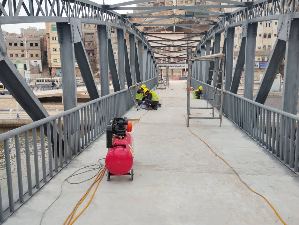 مؤسسه فهد بلبحيث للمقاولات العامه تعمل على إنجاز مشروع الجسور المعلقة في وقته المحدد "شاهد صور" مؤسسه فهد بلبحيث للمقاولات العامه تعمل على إنجاز مشروع الجسور المعلقة في وقته المحدد "شاهد صور"