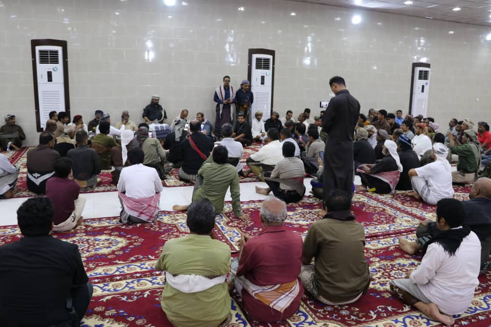 مقادمة قبائل نعمان يعقدون لقاء لمناقشة الأحداث الجارية بحضرموت ويصدرون بيانا هاما مقادمة قبائل نعمان يعقدون لقاء لمناقشة الأحداث الجارية بحضرموت ويصدرون بيانا هاما