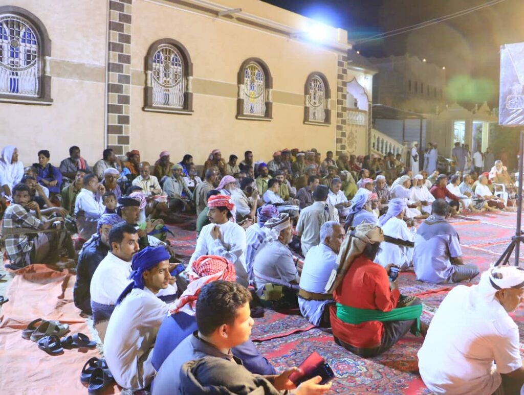 تجمع ولقاء أخوي للمناصب والمشايخ ومقادمة ووجهاء عموم مديريات الوادي والصحراء في ضيافة آل الشيخ علي هرهره سلاطين يافع بني مالك تجمع ولقاء أخوي للمناصب والمشايخ ومقادمة ووجهاء عموم مديريات الوادي والصحراء في ضيافة آل الشيخ علي هرهره سلاطين يافع بني مالك