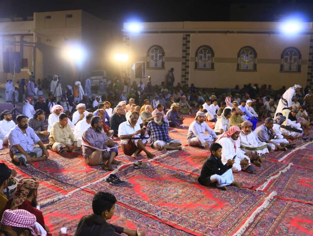 تجمع ولقاء أخوي للمناصب والمشايخ ومقادمة ووجهاء عموم مديريات الوادي والصحراء في ضيافة آل الشيخ علي هرهره سلاطين يافع بني مالك تجمع ولقاء أخوي للمناصب والمشايخ ومقادمة ووجهاء عموم مديريات الوادي والصحراء في ضيافة آل الشيخ علي هرهره سلاطين يافع بني مالك