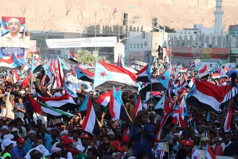 سيئون : أبناء حضرموت في مليونية “الهوية الجنوبية” يجددون التمسك بالاستقلال واستعادة الدولة الجنوبية المستقلة “بيان” سيئون : أبناء حضرموت في مليونية “الهوية الجنوبية” يجددون التمسك بالاستقلال واستعادة الدولة الجنوبية المستقلة “بيان”