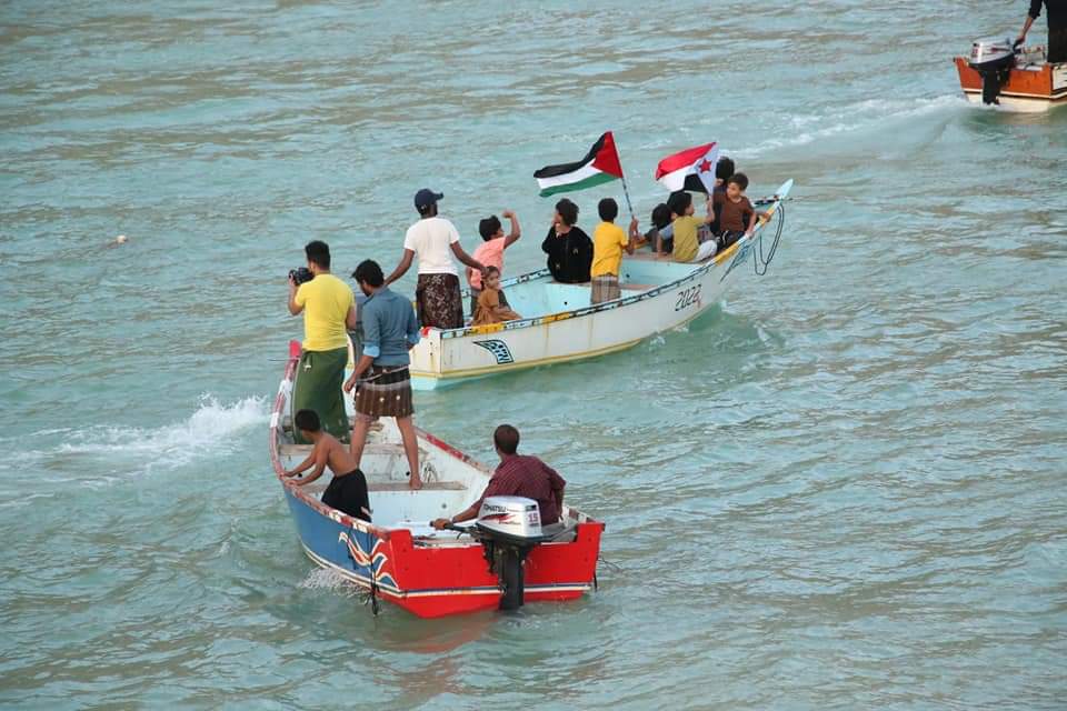 مجلس الحراك الثوري بالمهرة يقيم مهرجانا كرنفاليا مهيبا في منطقة الفتك بحوف إحتفالا بالذكرى 61 لثورة 14 أكتوبر المجيدة مجلس الحراك الثوري بالمهرة يقيم مهرجانا كرنفاليا مهيبا في منطقة الفتك بحوف إحتفالا بالذكرى 61 لثورة 14 أكتوبر المجيدة
