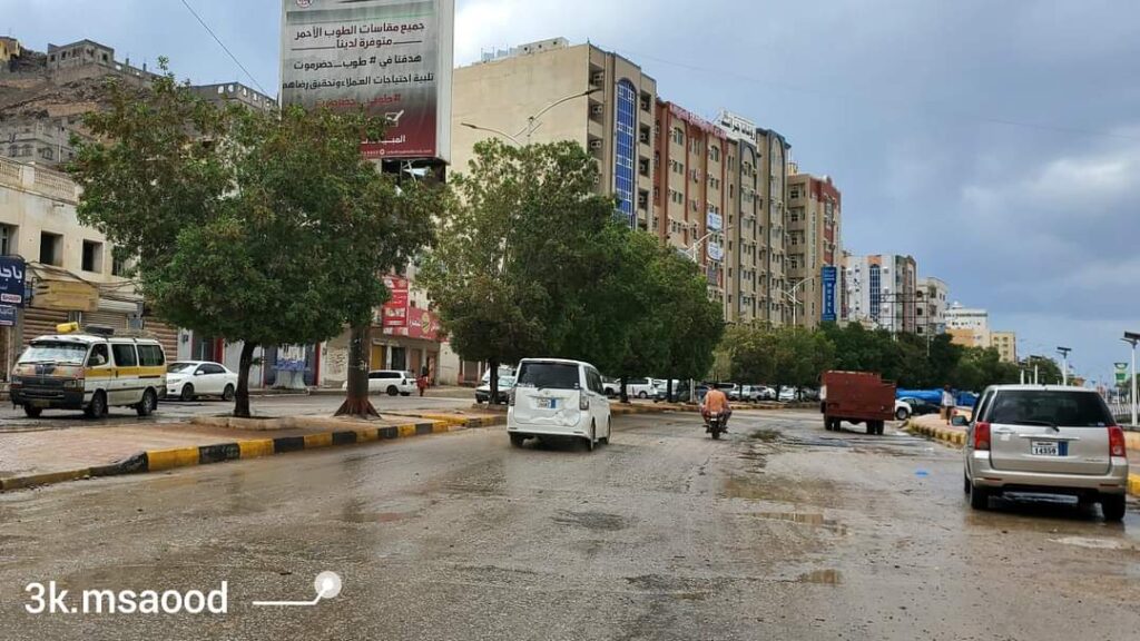 كيف بدت مدينة المكلا بعد ليلة ماطرة "ملف مصور" كيف بدت مدينة المكلا بعد ليلة ماطرة "ملف مصور"