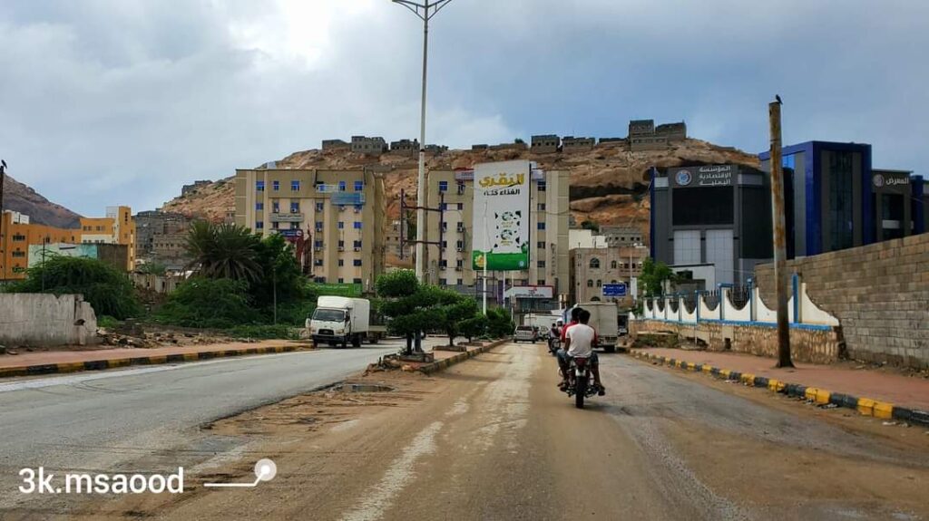 كيف بدت مدينة المكلا بعد ليلة ماطرة "ملف مصور" كيف بدت مدينة المكلا بعد ليلة ماطرة "ملف مصور"