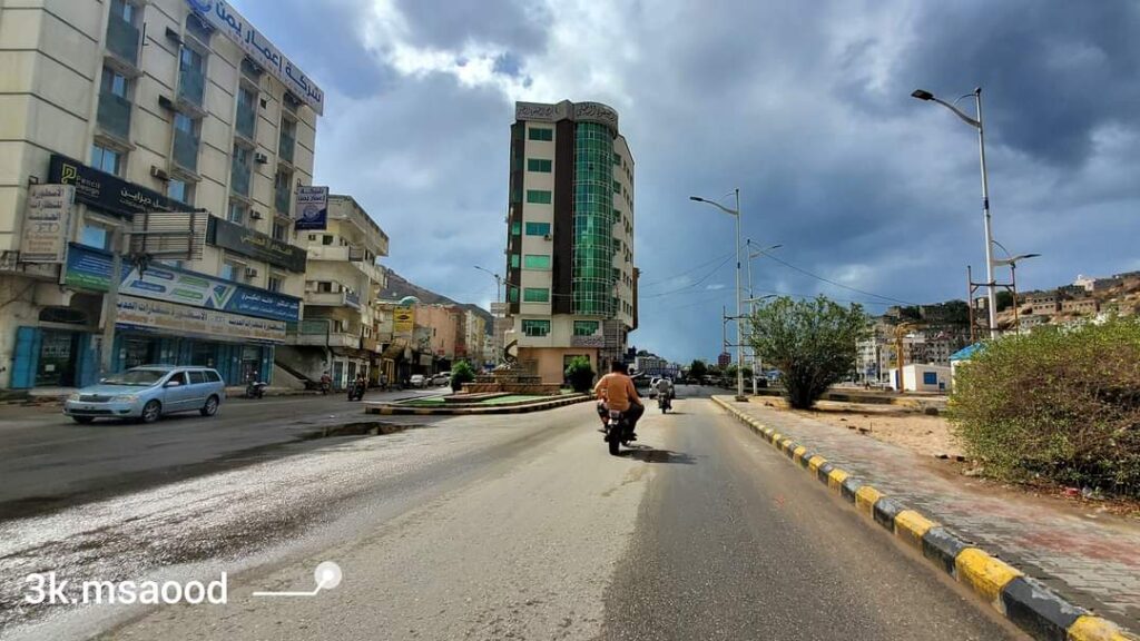 كيف بدت مدينة المكلا بعد ليلة ماطرة "ملف مصور" كيف بدت مدينة المكلا بعد ليلة ماطرة "ملف مصور"