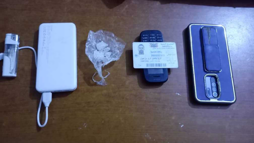 حضرموت : في عملية نوعية أمن قصيعر يضبط عدد من اللصوص و مروجي الشبو والحشيش. "شاهد الصور" حضرموت : في عملية نوعية أمن قصيعر يضبط عدد من اللصوص و مروجي الشبو والحشيش. "شاهد الصور"