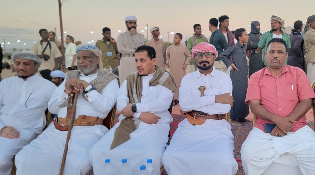 شبام : فلهوم يشارك أهالي ذي أصبح فرحتهم في الزواج الجماعي الثالث لـ40 عريسًا وعروسة "شاهد الصور" شبام : فلهوم يشارك أهالي ذي أصبح فرحتهم في الزواج الجماعي الثالث لـ40 عريسًا وعروسة "شاهد الصور"