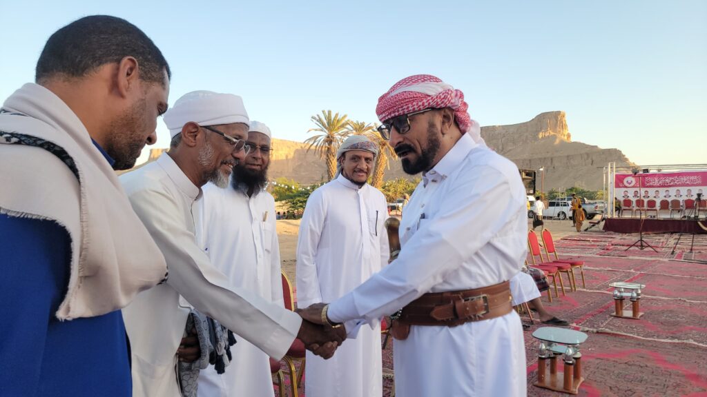 شبام : فلهوم يشارك أهالي ذي أصبح فرحتهم في الزواج الجماعي الثالث لـ40 عريسًا وعروسة "شاهد الصور" شبام : فلهوم يشارك أهالي ذي أصبح فرحتهم في الزواج الجماعي الثالث لـ40 عريسًا وعروسة "شاهد الصور"