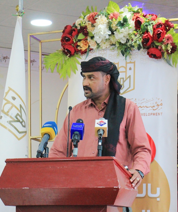 اشهار مؤسسة آل شملان للتنمية، وتوقيع اتفاقية مشروع طاقة شمسية لثانوية السويري البنات اشهار مؤسسة آل شملان للتنمية، وتوقيع اتفاقية مشروع طاقة شمسية لثانوية السويري البنات