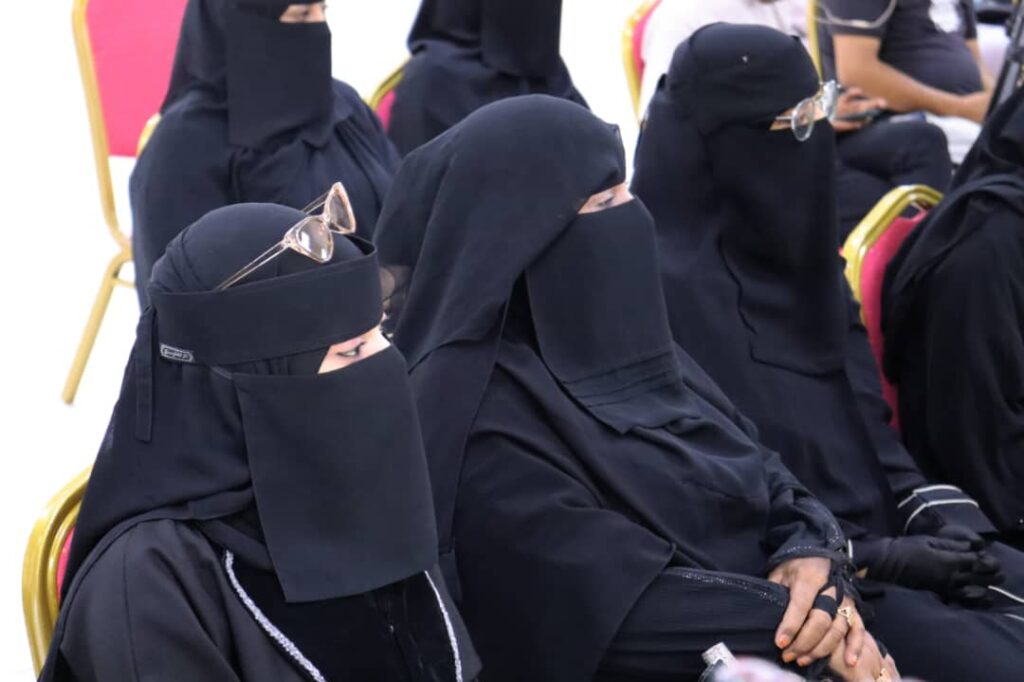 مؤتمر صحفي تعقده لجنة التواصل لتحقيق مطالب حضرموت تتويجا لجهودها لتوحيد الكلمة مؤتمر صحفي تعقده لجنة التواصل لتحقيق مطالب حضرموت تتويجا لجهودها لتوحيد الكلمة