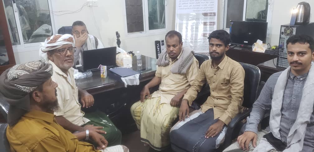 بحضور ممثلي الطلاب الدارسين .. مؤسسة العوامر التنموية تعقد لقاء مع اعضاء الهيئة بالمكلا بحضور ممثلي الطلاب الدارسين .. مؤسسة العوامر التنموية تعقد لقاء مع اعضاء الهيئة بالمكلا