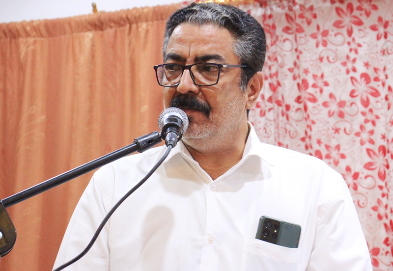 تدشين الندوة العلمية بمدينة سيئون تحت عنوان "قراءات في ديوان راح النفوس" للشاعر سالم بن عبدالقادر العيدروس تدشين الندوة العلمية بمدينة سيئون تحت عنوان "قراءات في ديوان راح النفوس" للشاعر سالم بن عبدالقادر العيدروس