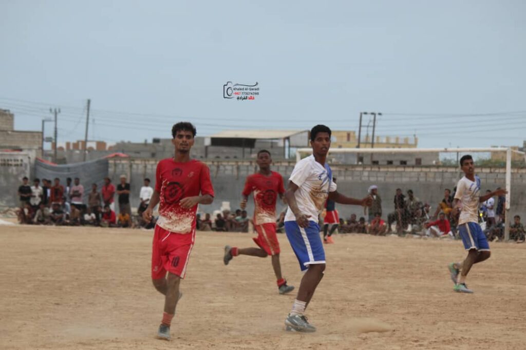 حضرموت : القادسية يتوج بطلاً لكأس دوري فقـداء نادي الريدة الشرقية على حساب الشباب حضاتهم "شاهد الصور" حضرموت : القادسية يتوج بطلاً لكأس دوري فقـداء نادي الريدة الشرقية على حساب الشباب حضاتهم "شاهد الصور"