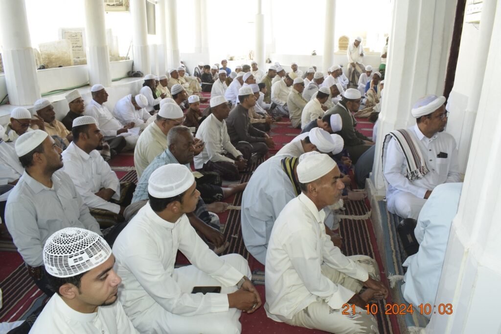 سيئون تشهد موكب تكريم العلم والعلماء تزامنا بالاحتفاء بالذكرى الثالثة عشر بعد المائة لحولية الامام علي الحبشي "شاهد الصور" سيئون تشهد موكب تكريم العلم والعلماء تزامنا بالاحتفاء بالذكرى الثالثة عشر بعد المائة لحولية الامام علي الحبشي "شاهد الصور"