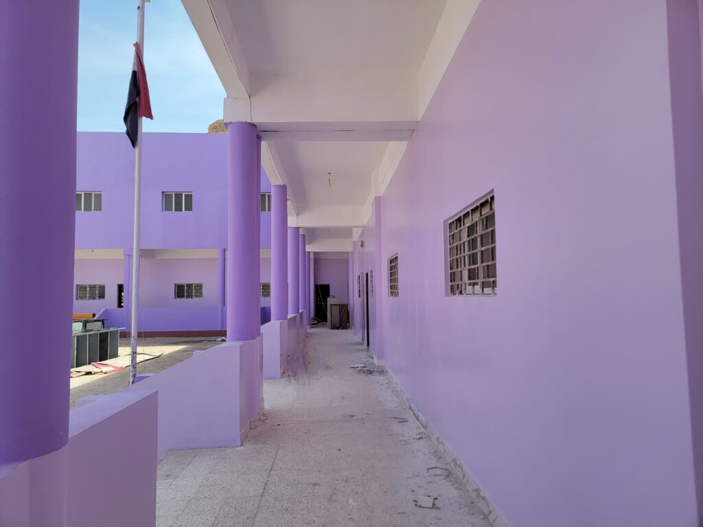 مدير عام شبام ووكيل قطاع المشاريع والتجهيزات بوزارة التربية والتعليم يتفقدان سير أعمال الترميم والصيانة في مدرسة السيدة عائشة للبنات بالمديرية مدير عام شبام ووكيل قطاع المشاريع والتجهيزات بوزارة التربية والتعليم يتفقدان سير أعمال الترميم والصيانة في مدرسة السيدة عائشة للبنات بالمديرية